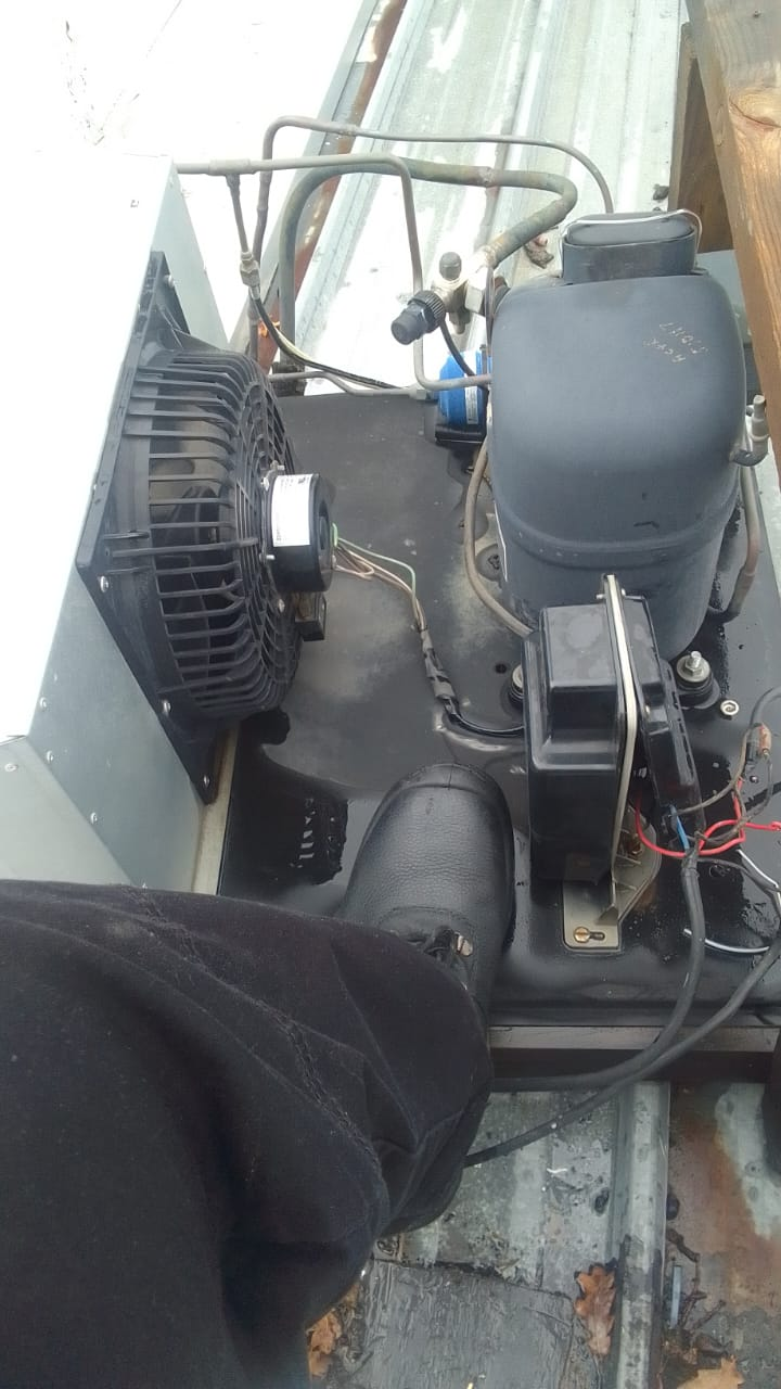 Condenser & compressor unit service